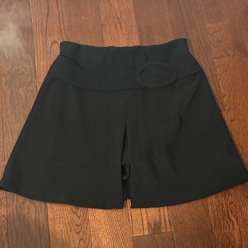Black High-Waisted Skort with Belt Detail